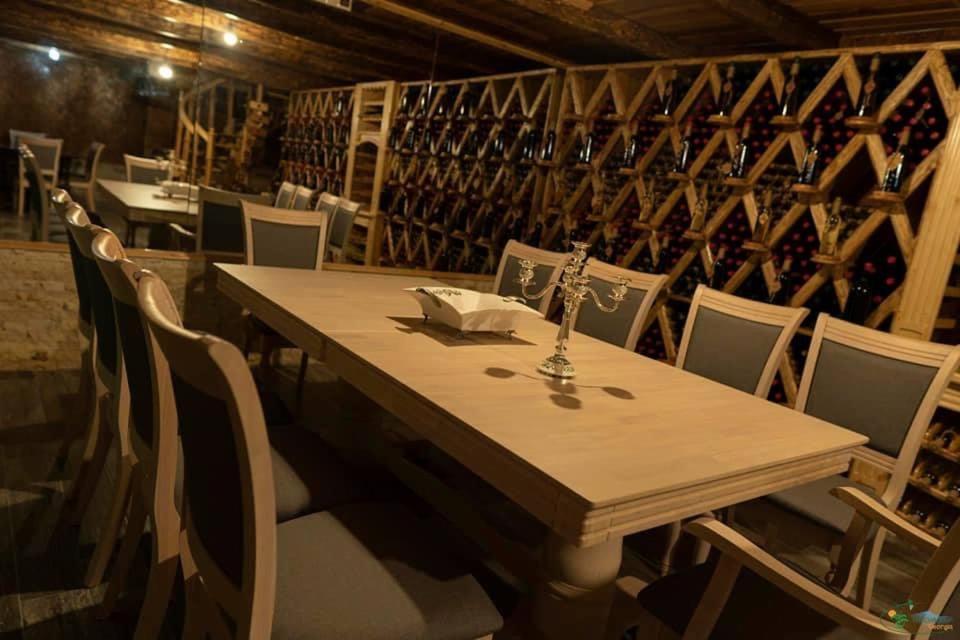 Hotel Guglux &Wine Cellar 텔라비 외부 사진