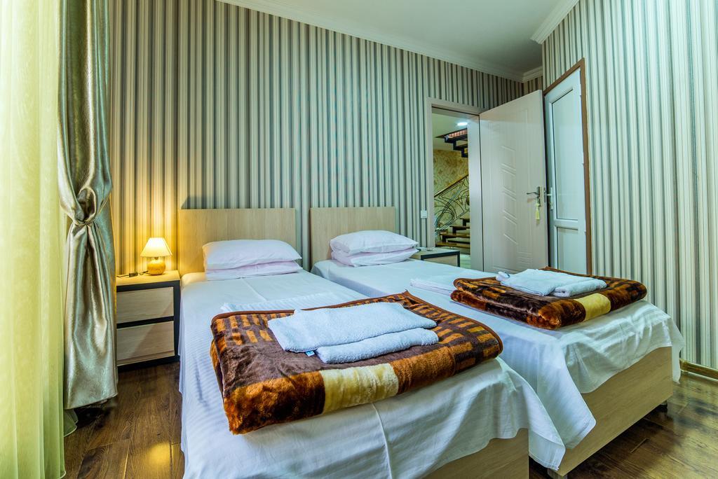 Hotel Guglux &Wine Cellar 텔라비 외부 사진