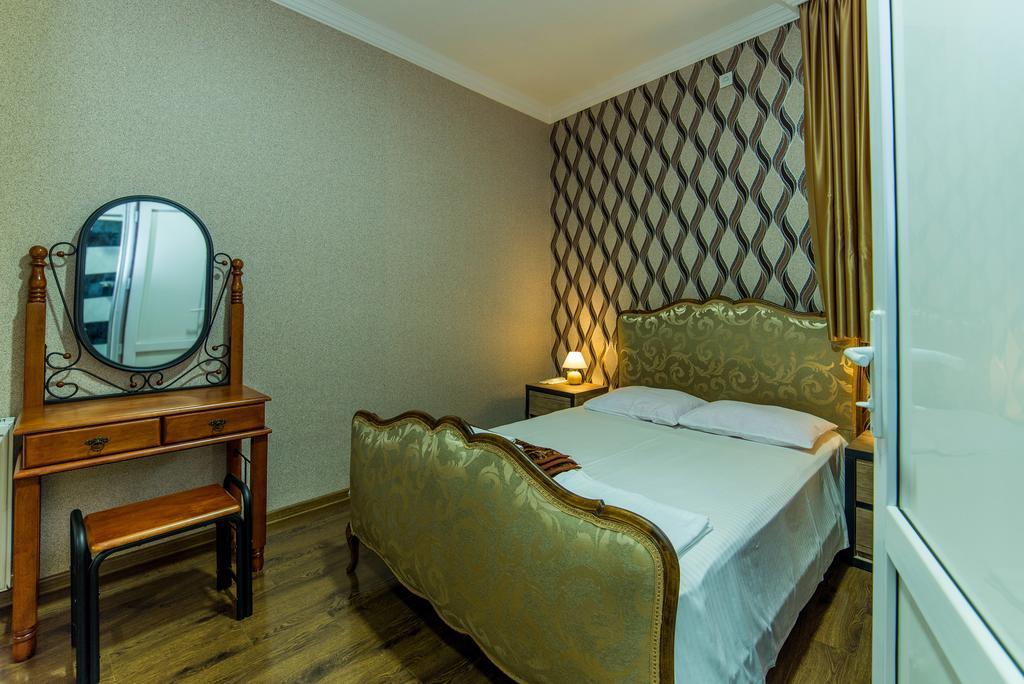 Hotel Guglux &Wine Cellar 텔라비 외부 사진