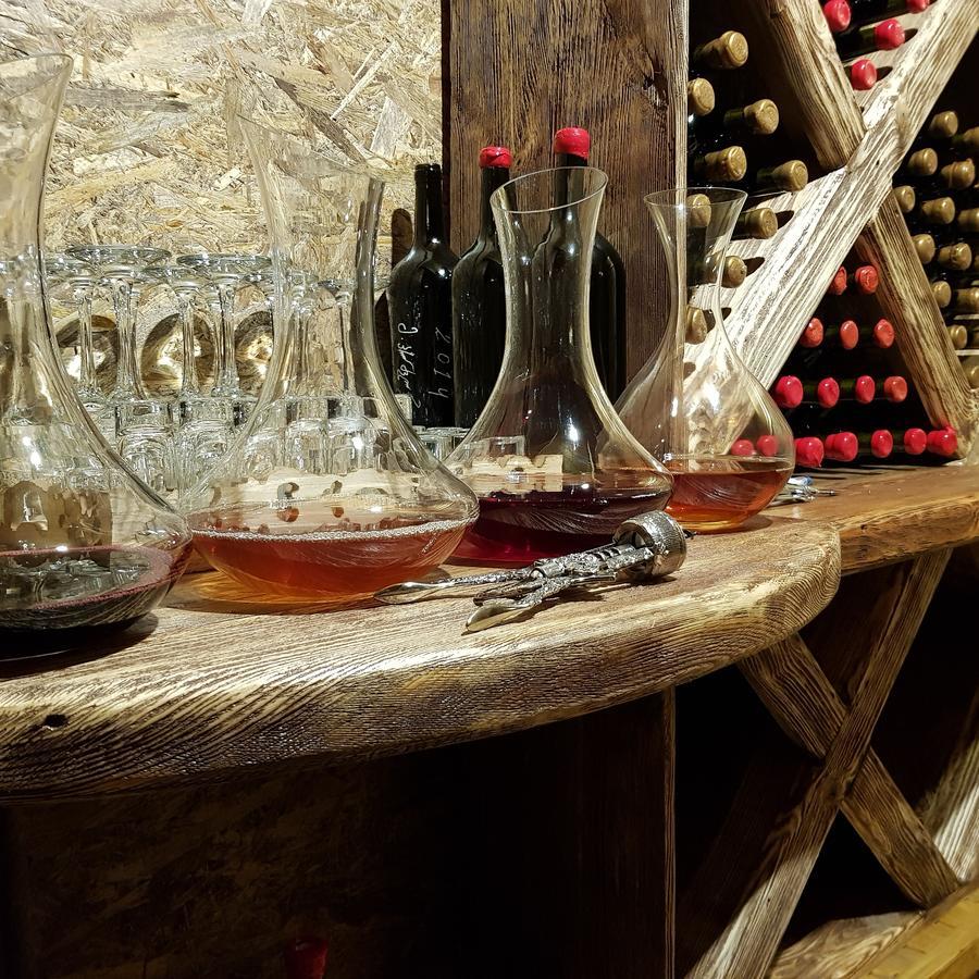 Hotel Guglux &Wine Cellar 텔라비 외부 사진